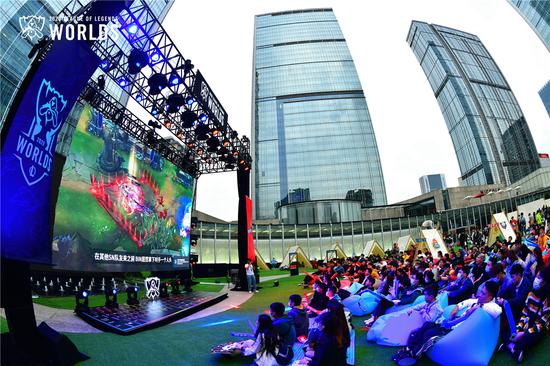 福日电子AI PC产品订单现状分析